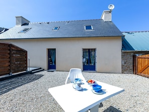 Ciel, Bâtiment, Propriété, Fenêtre, Bleu, Porte, Bleu Azur, Maison, Architecture, Chaise