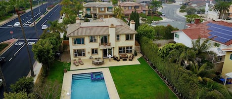 Full backyard droneshot of property in Old Seacliff