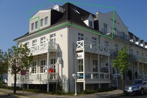 Außenansicht mit Markierung der Wohnung