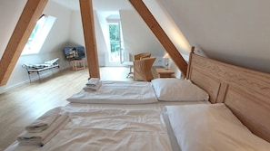 Hauptschlafzimmer im Dachgeschoss