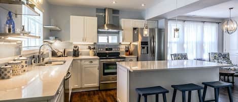 Full kitchen with island