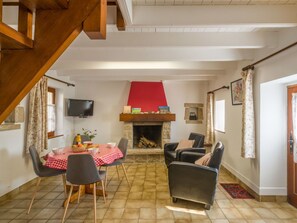 Möbel, Gebäude, Holz, Stuhl, Zimmerpflanze, Flooring, Fussboden, Halle, Wohnzimmer, Tabelle