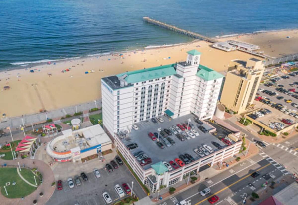 Boardwalk Villas w/oceanfront balcony