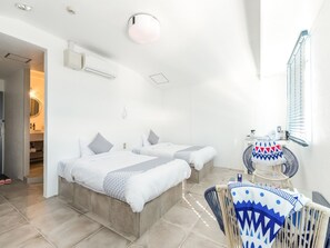 2 Semi-doubleBed