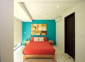 Amazing 2BR Seaview at Rocco#662