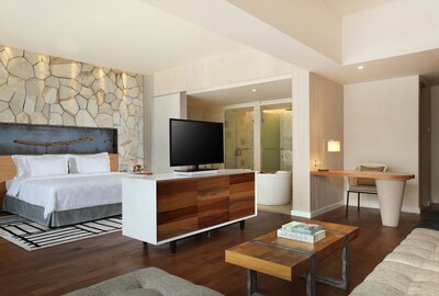 Spacious Modern Suite with Free Minibar Items (T Sand Suite1)