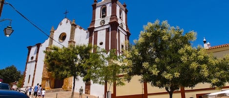 The beautiful cathedral on your doorstep