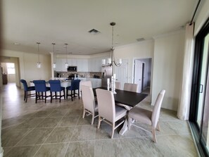 Kitchen / Dining Area