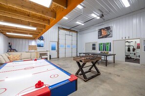 Spielezimmer