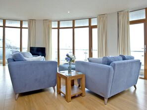 Living area | Pebbles, Westward Ho!