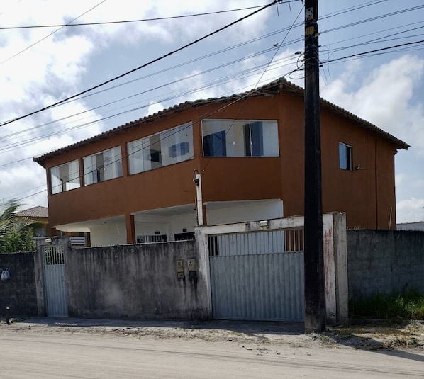 View of the entire house , 2 townhouse together