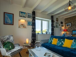 Meubles, Design Intérieur, Mur, Pièce, Canapé, Éclairage, Sol, Salon, Throw Pillow, Plafond
