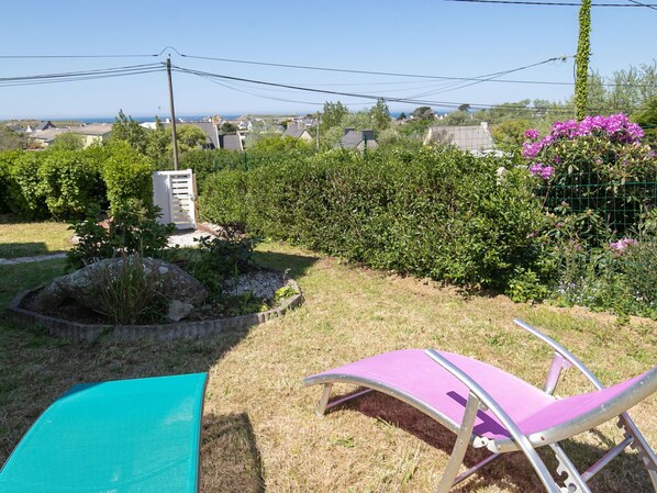 Arbuste, Jardin, Meubles, Mobilier De Jardin, Ombre, Chaise, Aménagement Paysager, Arrière-Cour, Cour