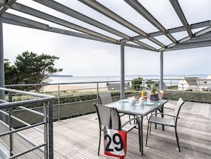 Pflanze, Möbel, Eigentum, Fenster, Stuhl, Gebäude, Holz, Beleuchtung, Blumentopf, Die Architektur