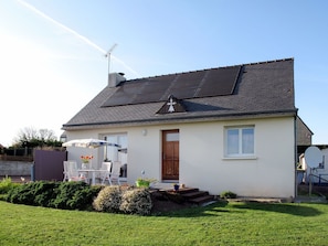 Maison, Propriété, Domicile, Chalet, Toit, Bâtiment, Zone Résidentielle, Immobilier, Ferme, Architecture