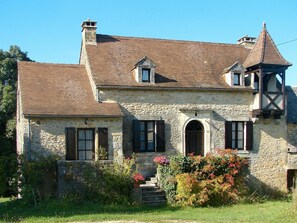 Propriété, Maison, Domicile, Chalet, Toit, Bâtiment, Immobilier, Ferme, Zone Résidentielle, Biens