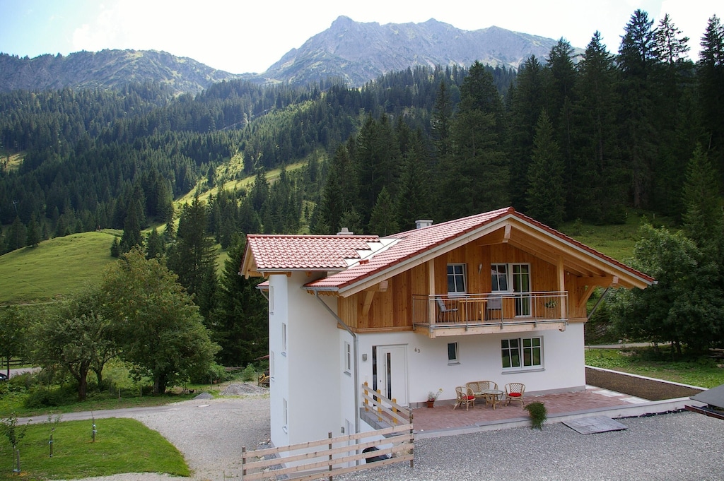 Gaicht, Weissenbach am Lech, Tyrol, Austria