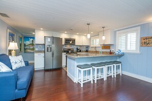 Kitchen/Living Room