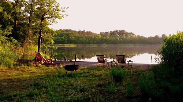 Urlaub direkt am See! ruhiger Seitenarm an der Mecklenburgischen Seenplatte