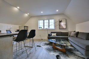 Livingroom and kitchen.