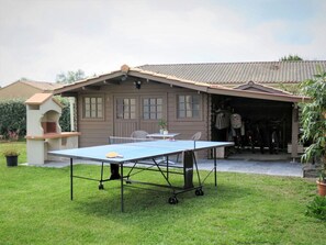 Plant, Building, Sky, Table, Window, Cloud, Table Tennis Racket, Sports Equipment, Shade, House