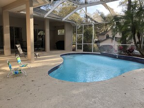 Relax to the sound of the birds chirping or the pool fountain.