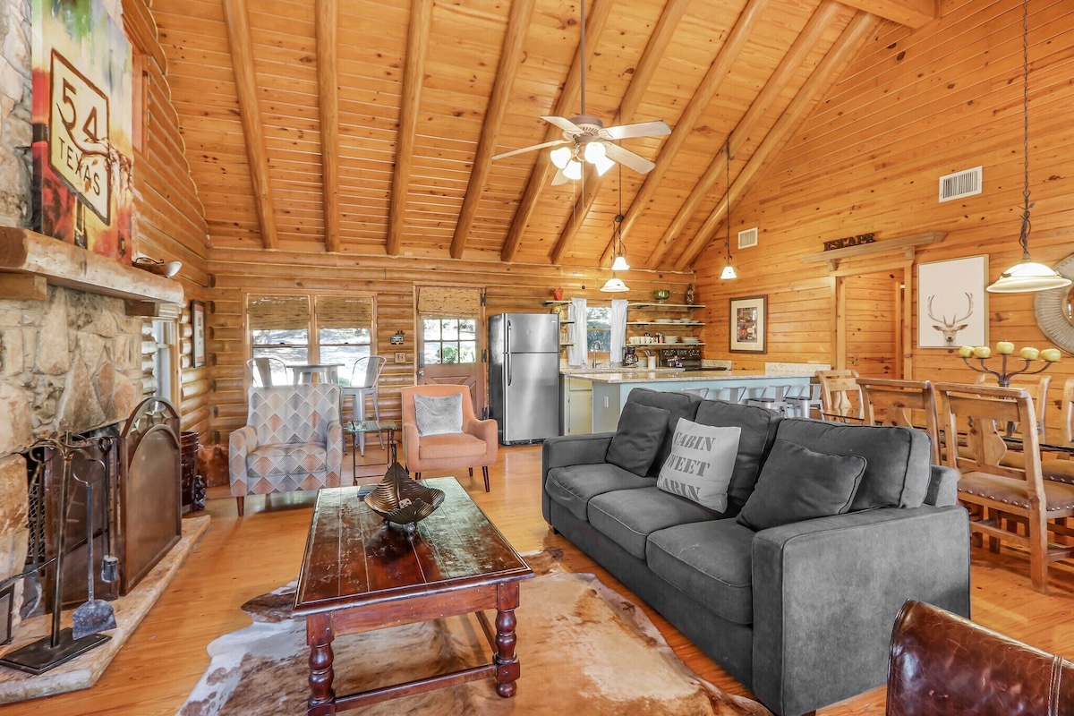 Popular 2BR Log Home on the Creek with a Hot Tub!