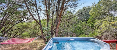 Bain à remous extérieur