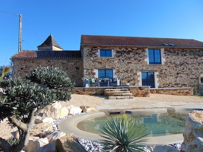 Pavillon Lavande, schönes und luxuriöses Ferienhaus mit italienischem Pool / Whirlpool