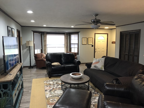 GREAT ROOM