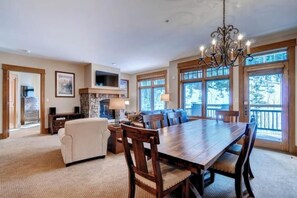 The Timbers 2 Bedroom - decor varies