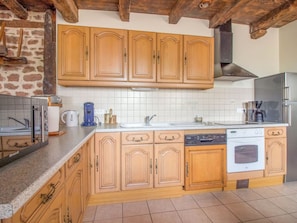 Brown, Cabinetry, Countertop, Property, Building, Sink, Tap, Kitchen Sink, Kitchen, Wood
