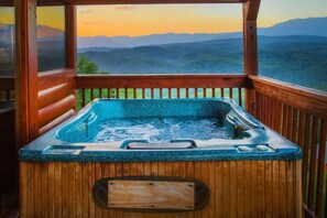 Luxurious hot tub with an incredible view!