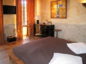 Pièce, Meubles, Lit, Propriété, Chambre, Design Intérieur, Matelas, Mur, Drap De Lit, Bâtiment