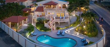 5-Star Luxury Dream Vacation Villa