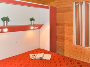 Orange, Rot, Zimmer, Wand, Fussboden, Eigentum, Interior Design, Holz, Möbel, Haus