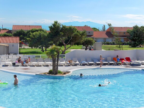 Schwimmbad, Wasserpark, Freizeit, Freizeitzentrum, Resort, \"Stadt, Urlaub, Ferienort, Erholung, Menschliche Siedlung