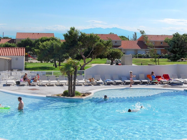 Schwimmbad, Wasserpark, Freizeit, Freizeitzentrum, Resort, \"Stadt, Urlaub, Ferienort, Erholung, Menschliche Siedlung