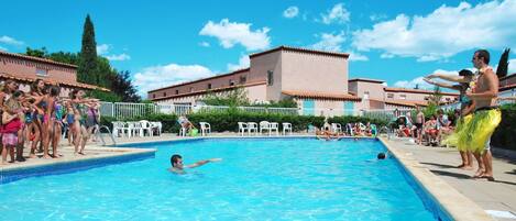 Water, Cloud, Sky, Plant, Swimming Pool, Azure, Blue, Building, Body Of Water, Aqua