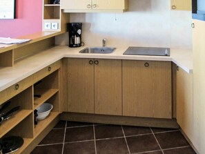 Countertop, Sink, Property, Cabinetry, Furniture, Room, Kitchen, Tile, Floor, Interior Design