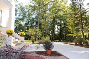 Eigentum, Zuhause, Baum, Haus, Grundeigentum, Garten, Wohngebiet, Landscaping, Garten, Landschaft