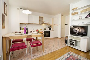 Kitchen and dining area