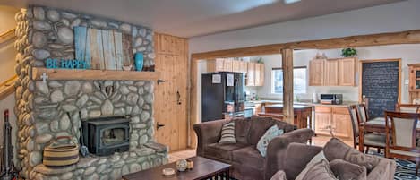 South Lake Tahoe Vacation Rental | 4BR | 2BA | 1,840 Sq Ft | Half-Step to Access