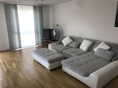 Moderne Ferienwohnung in der Nähe vom See, Strandbad und Stadtzentrum