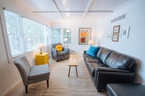 Welcome home to the Howard House in Downtown Bailey's Harbor!