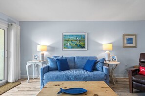 Clearwater 4C  Living area