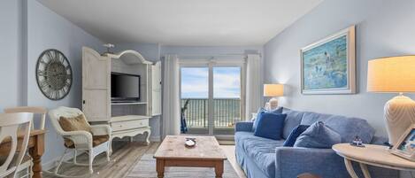 Clearwater 4C Living area with Gulf views
