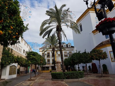 Beachfront Penthouse Marbella Center / Frontline Penthouse in Playa Marbella