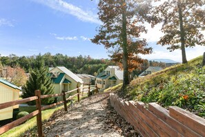 Sunrise Ridge Nature Trail