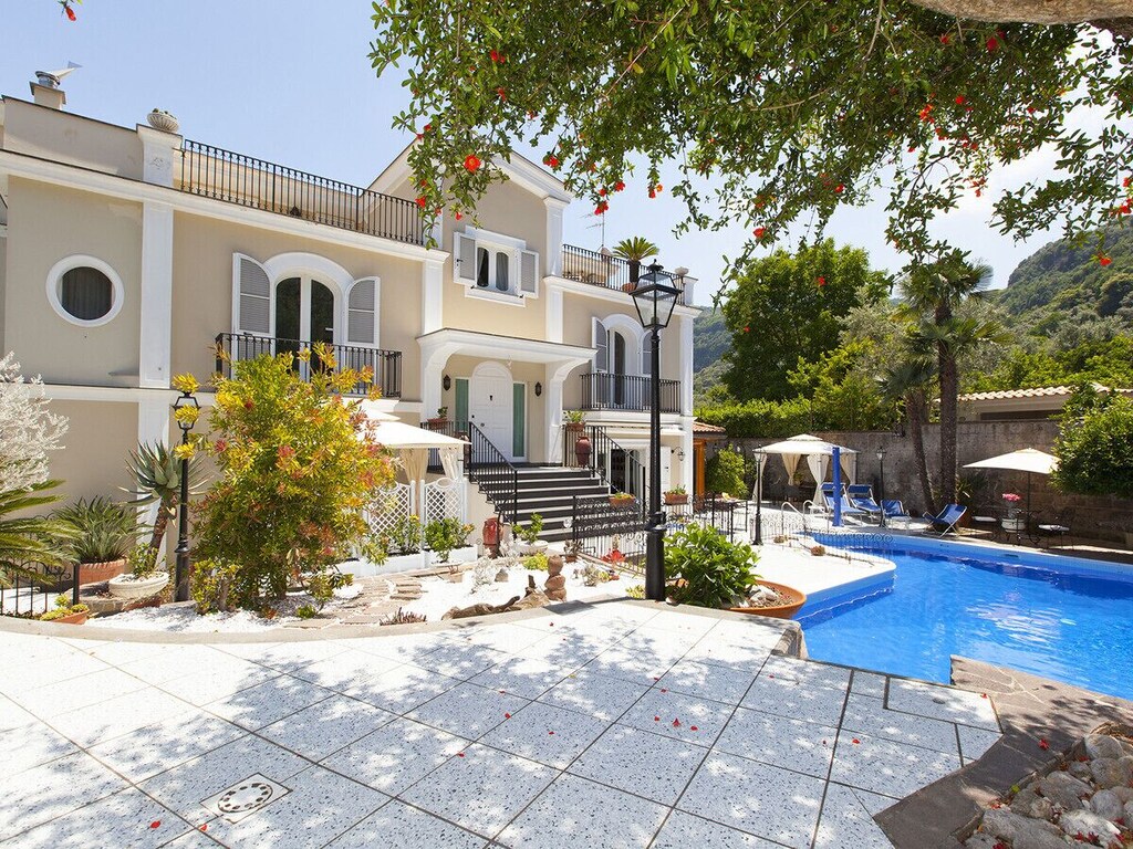 Picture of villa